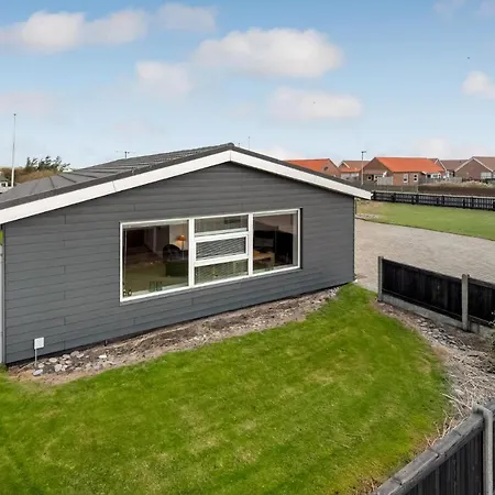 Amazing In With Wifi And 3 Bedrooms Holiday home