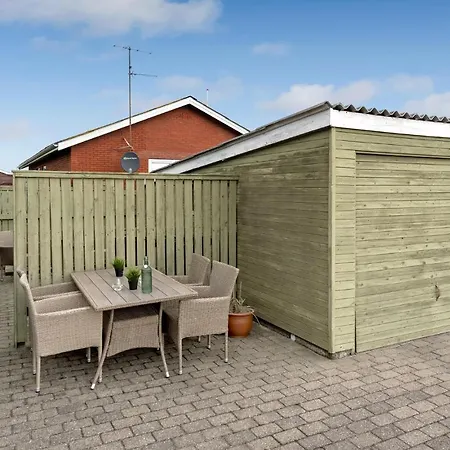 Amazing In With Wifi And 3 Bedrooms Holiday home *