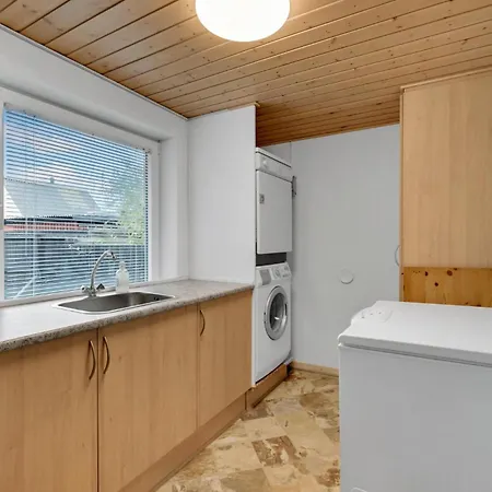 Amazing In With Wifi And 3 Bedrooms *