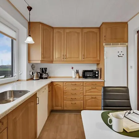 Amazing In With Wifi And 3 Bedrooms Holiday home